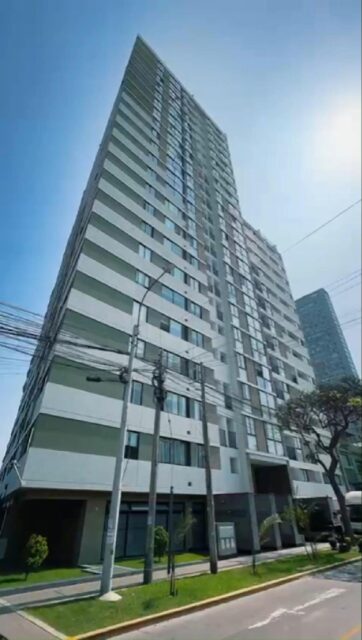 🏢 ¡Un nuevo proyecto que nos impulsa a seguir creciendo!

En EDEL Ascensores, nos enorgullece presentar nuestro proyecto en el distrito de La Victoria, Lima, donde realizamos la instalación de 4 ascensores de 28 paradas cada uno, contribuyendo a una movilidad vertical eficiente, cómoda y segura. 🚀

Cada proyecto representa nuestro compromiso con la calidad, la tecnología y la confianza de nuestros clientes. Seguimos trabajando para ofrecer soluciones de transporte vertical que respondan a las exigencias de las edificaciones modernas.

🤝 Gracias a nuestros clientes y colaboradores por confiar en nuestro trabajo y permitirnos ser parte de grandes proyectos.

EDEL Ascensores | Seguridad que te eleva.

#EDELAscensores #Ascensores #TransporteVertical #Ingeniería #Innovación #LaVictoria #Lima #Proyectos #SeguridadQueTeEleva